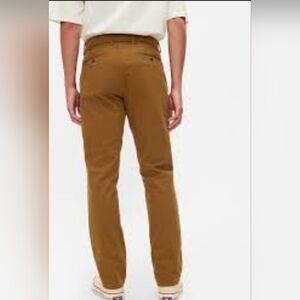 Gap Men's Modern Khakis in Relaxed Fit W/ Elastic Inner Drawstring Waist Sz M